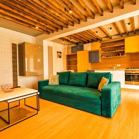 Aty Apartament Năvodari Eksteriør billede
