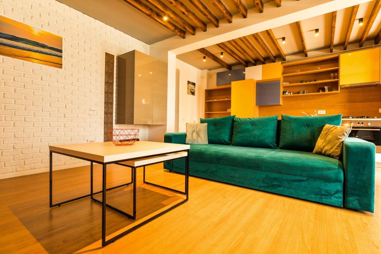 Aty Apartament Năvodari Eksteriør billede