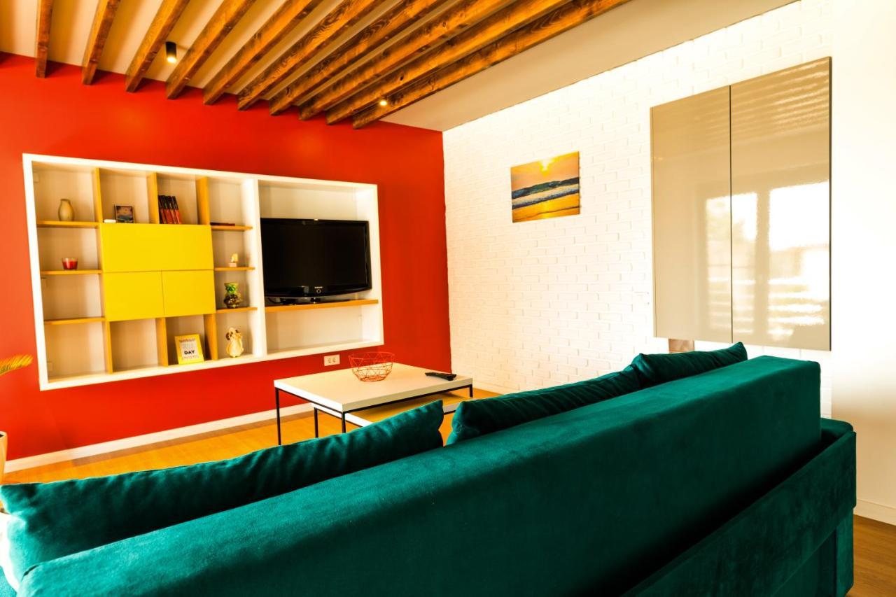Aty Apartament Năvodari Eksteriør billede